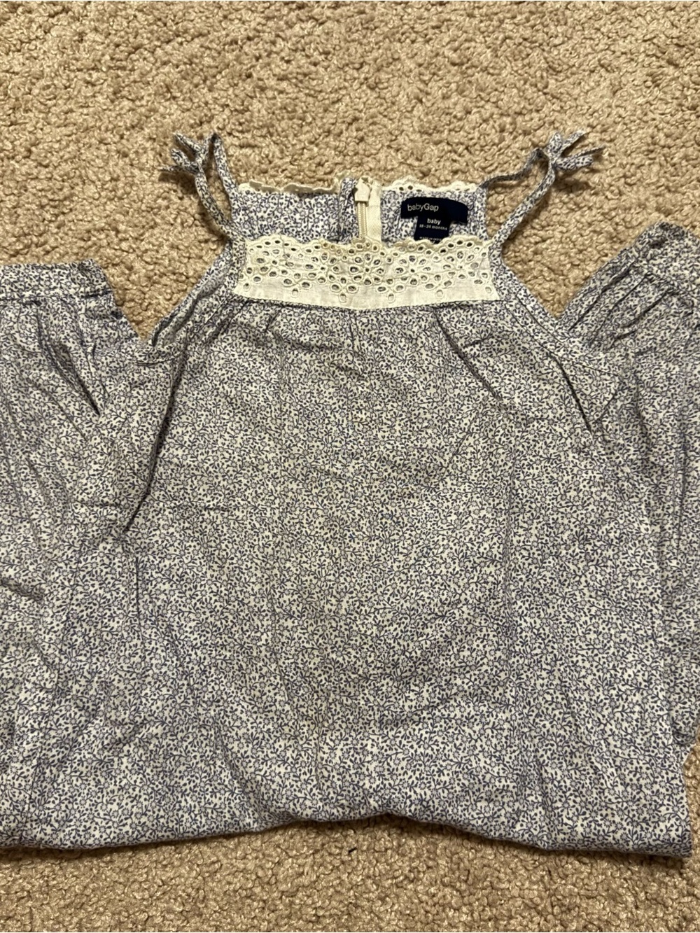 GAP Baby navy  Floral Eyelet-Trim Romper 18-24 month